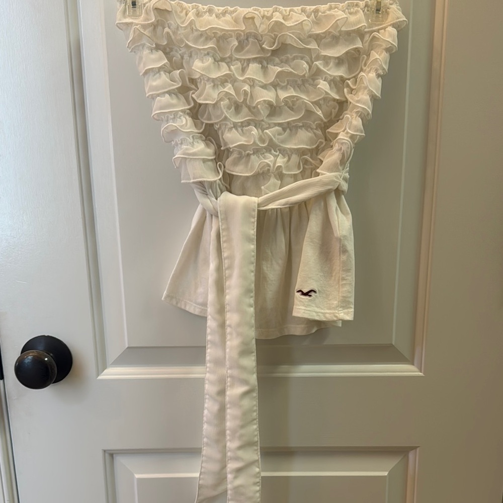 Hollister Off-White Ruffle Strapless Top